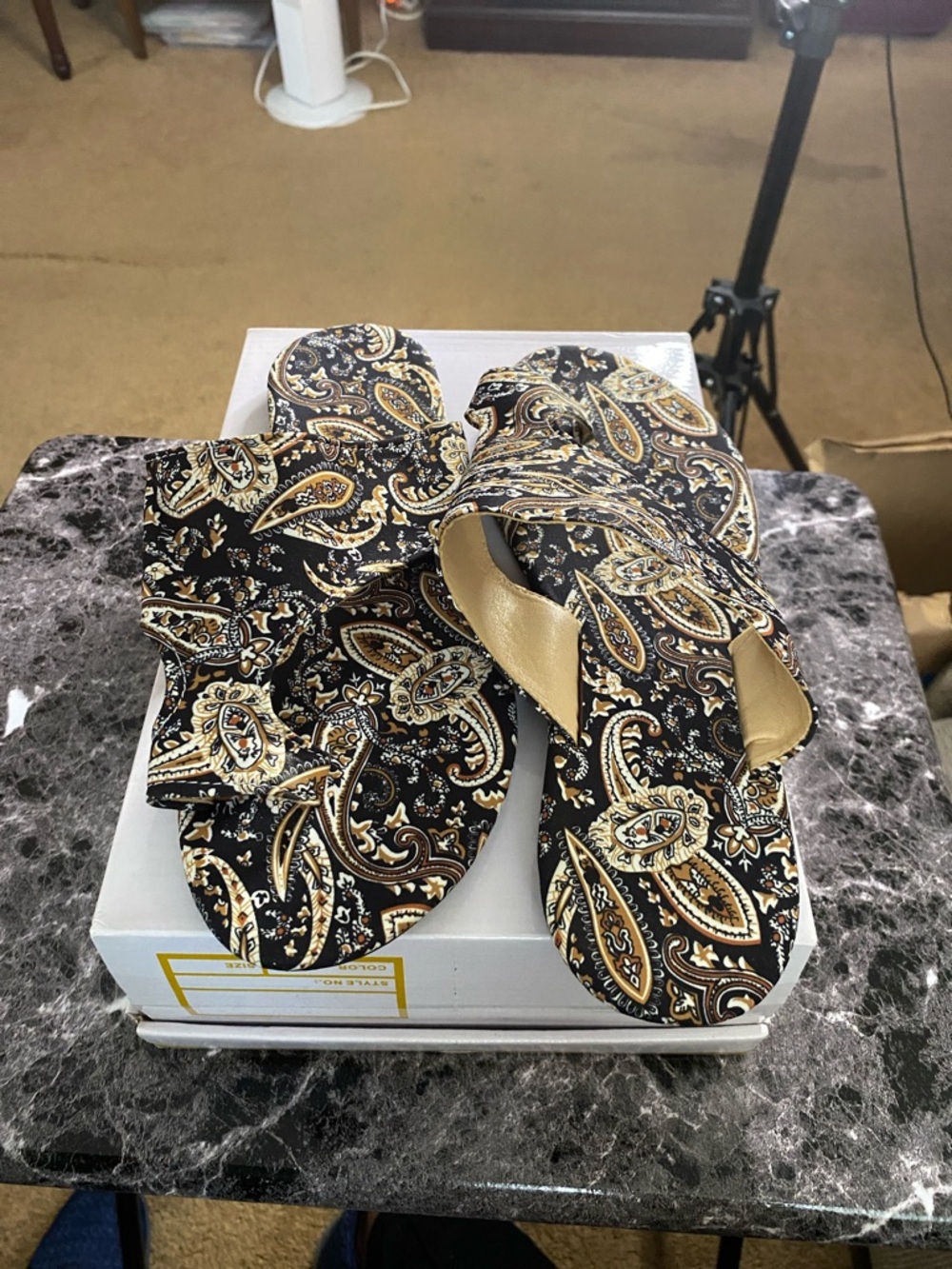 Women's Black Paisley Slide Sandals